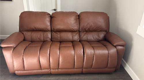 Boy brown leather - la-z-boy,